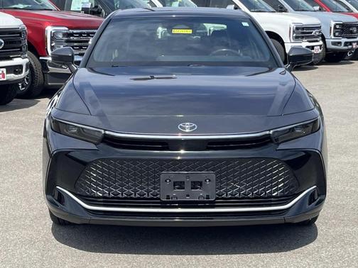 2023 Toyota Crown XLE