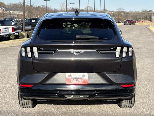 2022 Ford Mustang Mach-E PREMIUM