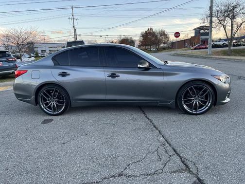 2017 INFINITI Q50 3.0t Signature Edition