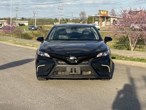 Midnight Black Metallic 2023 Toyota Camry SE