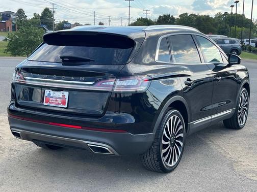 2022 Lincoln Nautilus Black Label