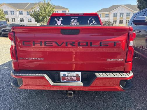 2022 Chevrolet Silverado 1500 Custom