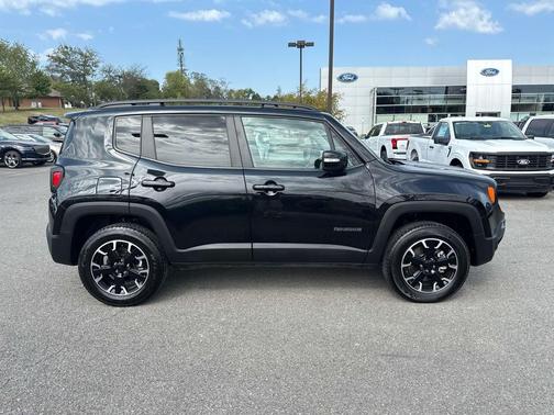2023 Jeep Renegade Upland