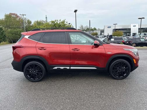 2022 Kia Seltos Nightfall Edition