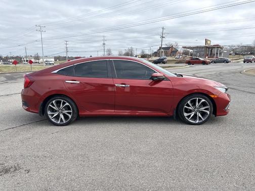 2019 Honda Civic TOURING