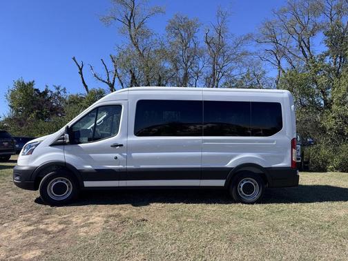 2025 Ford Transit-350 XL