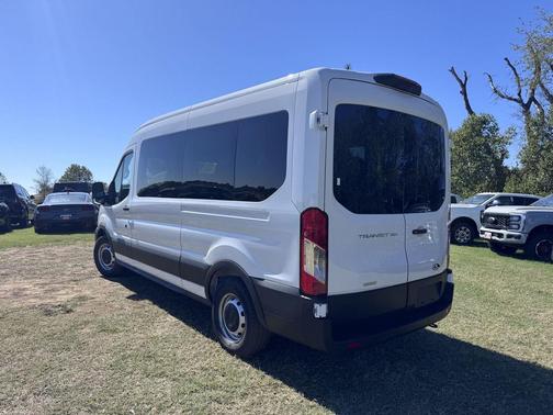 2025 Ford Transit-350 XL