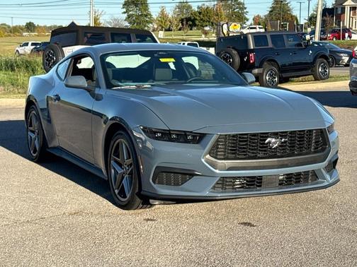 2025 Ford Mustang EcoBoost