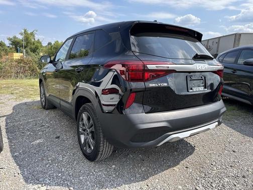 2023 Kia Seltos LX