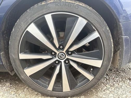 2020 Nissan Altima SR FWD