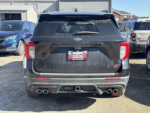 2021 Ford Explorer ST