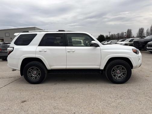 2018 Toyota 4Runner TRD OFF ROAD PREMIUM