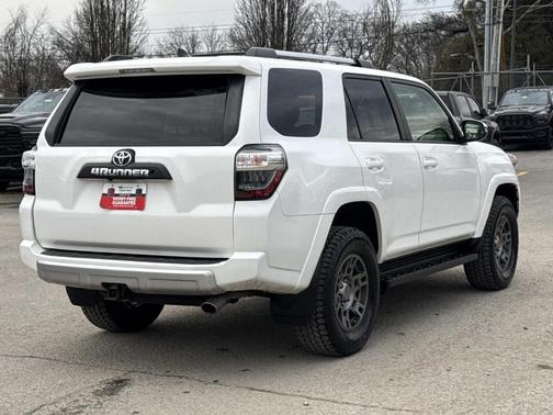 2018 Toyota 4Runner TRD OFF ROAD PREMIUM