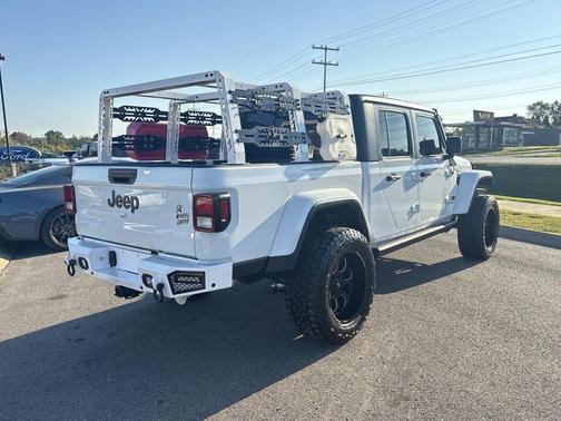 2023 Jeep Gladiator Willys 4x4