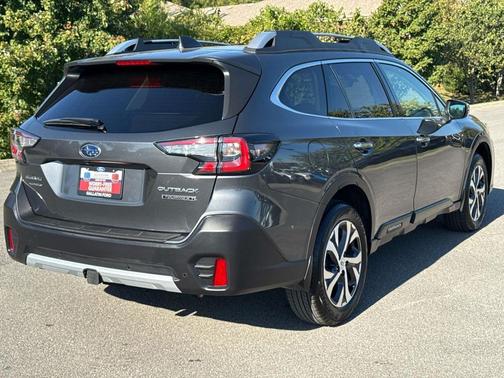 2021 Subaru Outback Touring XT
