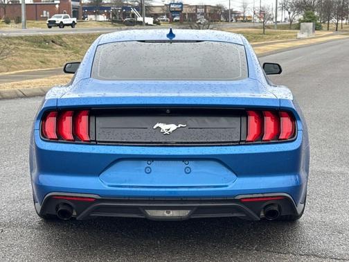 2020 Ford Mustang EcoBoost
