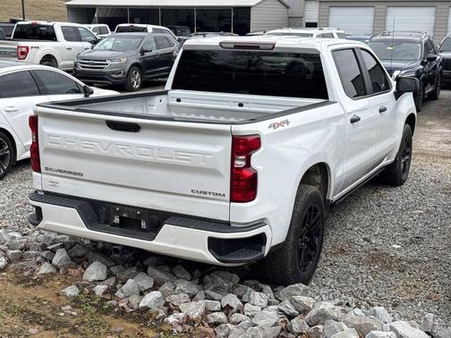 2023 Chevrolet Silverado 1500 Custom
