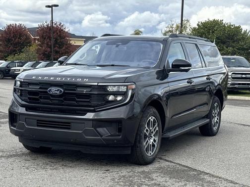 2025 Ford Expedition Max Active 4x4
