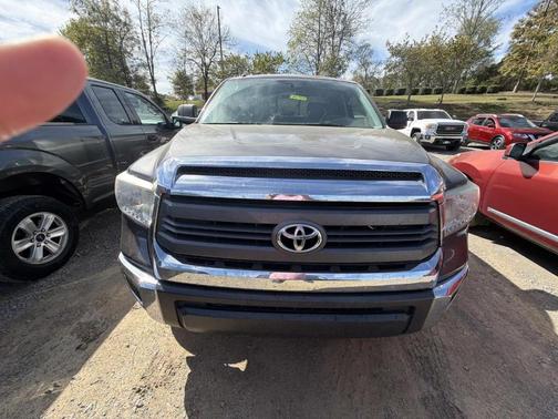 2014 Toyota Tundra SR5