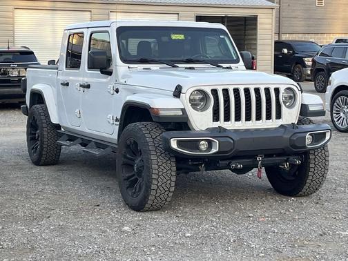 2021 Jeep Gladiator Overland
