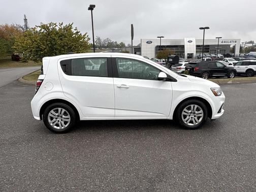 2020 Chevrolet Sonic FWD Hatchback 1FL 5-Door