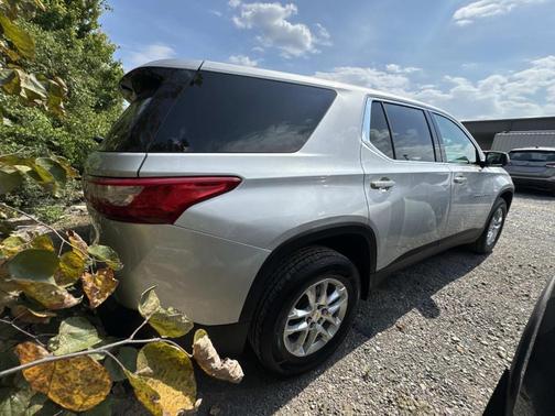 2021 Chevrolet Traverse LS