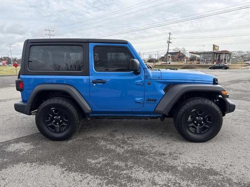 2025 Jeep Wrangler SPORT