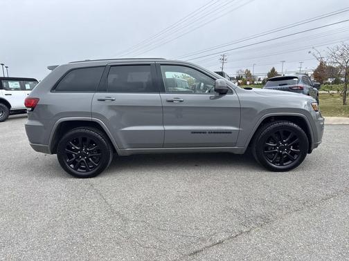 2020 Jeep Grand Cherokee Altitude