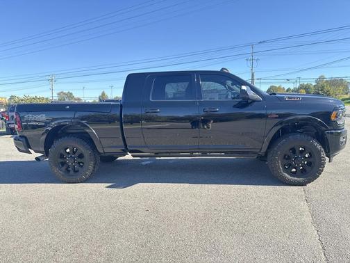 2022 RAM 2500 Limited Mega Cab 4x4 6'4' Box