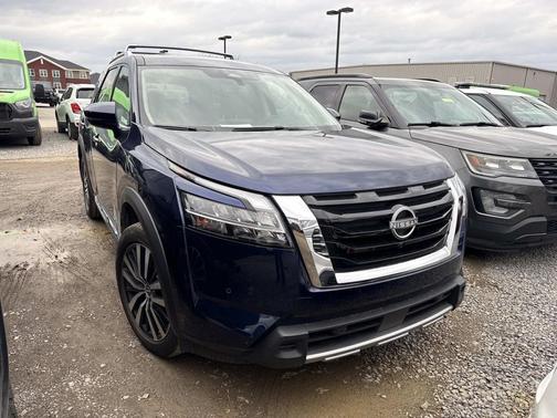 2024 Nissan Pathfinder Platinum FWD