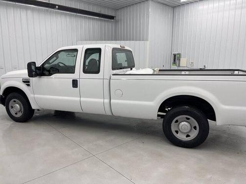 Photo 5 of 23 of 2010 Ford F-250 Super Duty