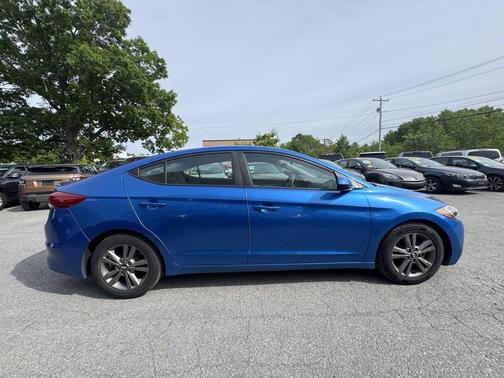 Electric Blue 2017 Hyundai ELANTRA SE