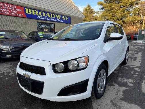 2016 Chevrolet Sonic LS