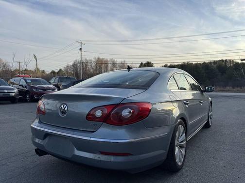 Shadow Blue Metallic 2010 Volkswagen CC Sport