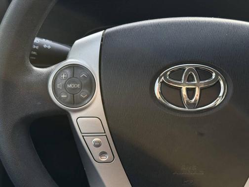 Blue Streak Metallic 2014 Toyota Prius c One