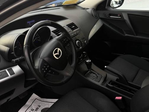 2012 Mazda Mazda3 i Touring