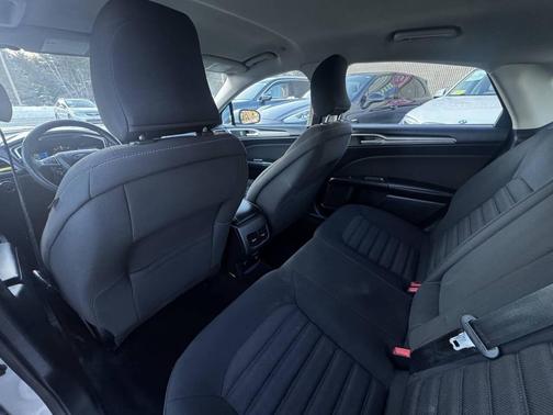 2018 Ford Fusion Hybrid SE