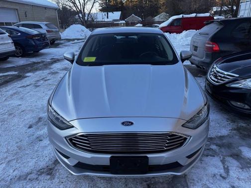 2018 Ford Fusion Hybrid SE