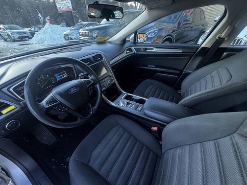 2018 Ford Fusion Hybrid SE