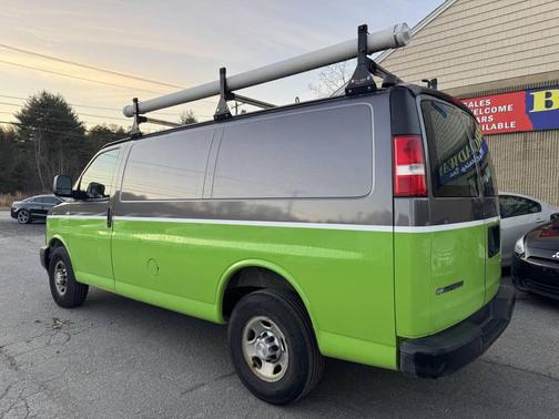 2017 Chevrolet Express 2500 Work Van