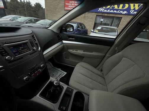 2014 Subaru Outback 2.5i Premium