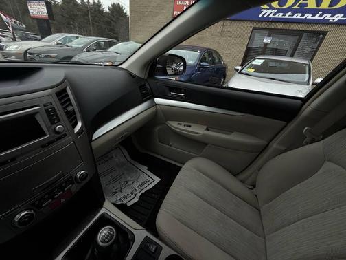 2014 Subaru Outback 2.5i Premium