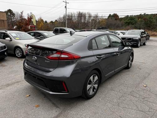 2019 Hyundai IONIQ Plug-In Hybrid Base