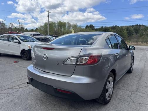 Liquid Silver Metallic 2011 Mazda Mazda3 s Sport
