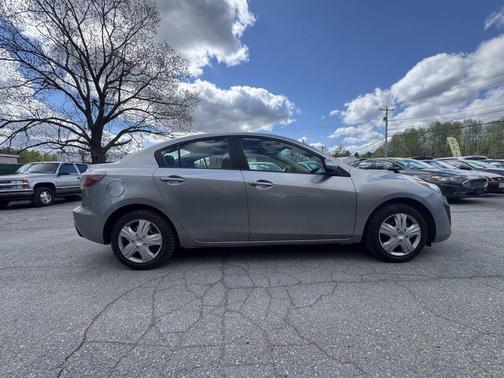 Liquid Silver Metallic 2011 Mazda Mazda3 s Sport