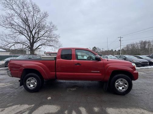 2014 Toyota Tacoma Base