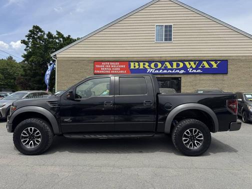 Tuxedo Black Metallic 2014 Ford F-150 SVT Raptor