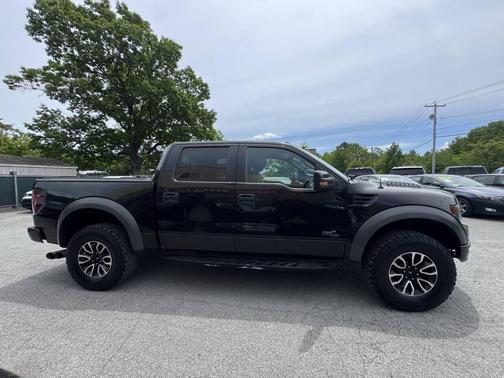 Tuxedo Black Metallic 2014 Ford F-150 SVT Raptor