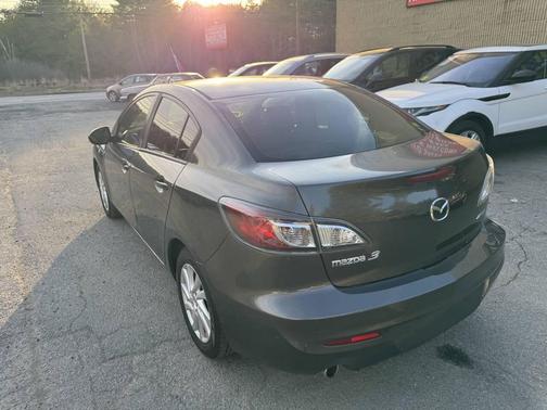 Gray 2012 Mazda Mazda3 s Grand Touring