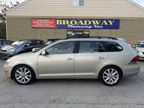 2014 Volkswagen Jetta SportWagen DSG TDI w/Sunroof & Nav